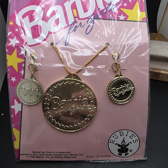 Barbie Other - Barbie Jewelry Set (1833)